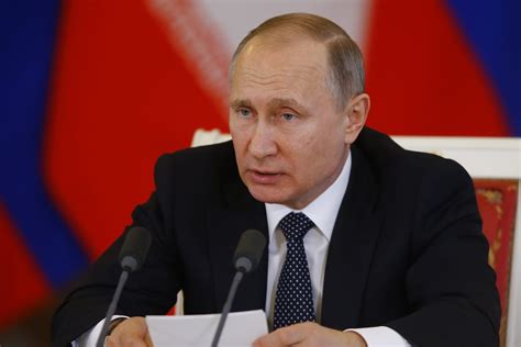 Russia's Putin stresses for dialogue in Qatar-Gulf row - Middle East 