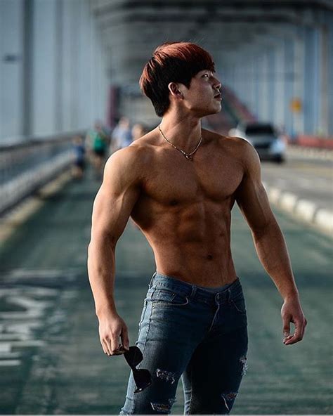 Korean Fitness Model With A Hot Body