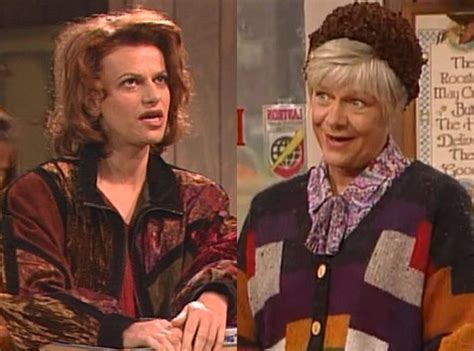 Roseanne Welcomes Back Two More Fan Favorite Characters E Online