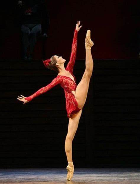 Alina Somova 📷 Não Mencionado Fonte Balletofrepertorie