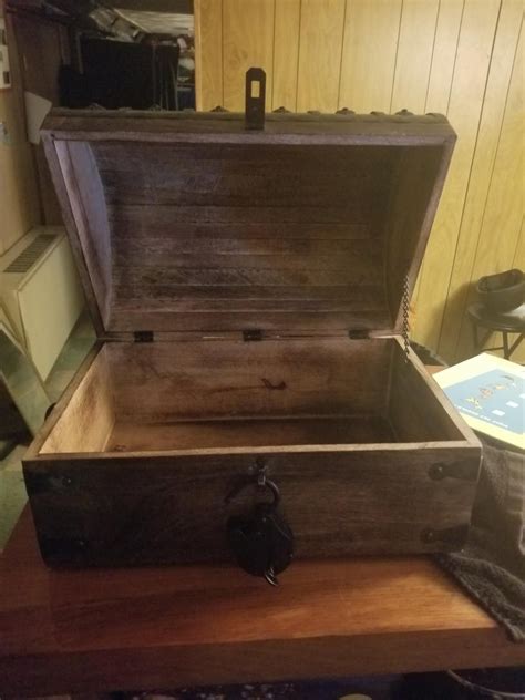 Treasure Chest cardbox (open) | Chest, Treasure chest, Hope chest