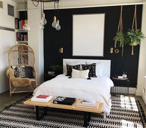 6 Powerful And Stylish Black And White Bedroom Ideas Inspiration