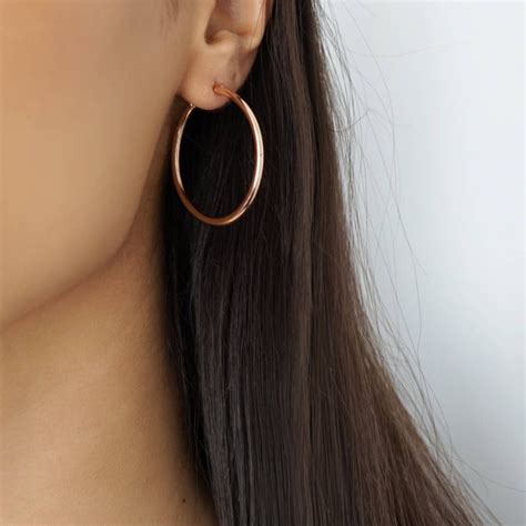 Pin By Fatima Ivette On 2000 Rose Gold Hoop Earrings Rose Gold Hoops Hoop Earrings