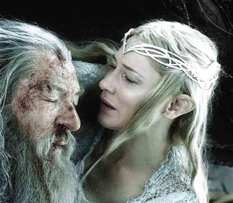 Découvrez sa biographie, le détail de ses 30 ans de carrière. 'Hobbit' movies end with poignant finality | Inquirer ...