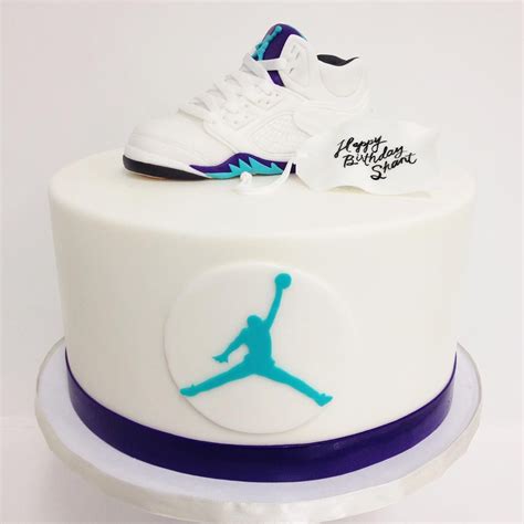 791 Likes 21 Comments Melody Brandon Sweetnsaucyshop On Instagram “air Jordan Cake By