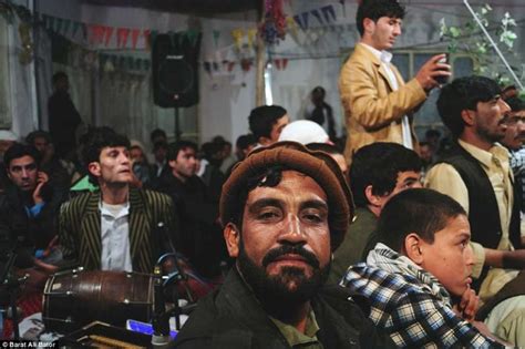 Kamal remembers attending parties where other boys were on proud. afghanistan segreto: i bacha bazi, ragazzi vestiti e ...