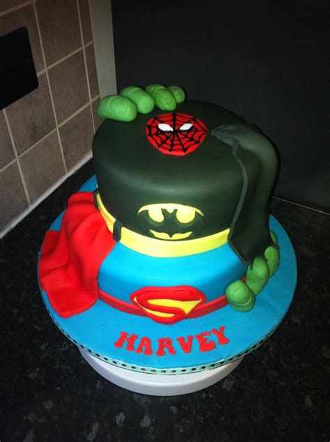 How to make super hero/marvel cake. Super hero marvel cake | Birthdays | Pinterest