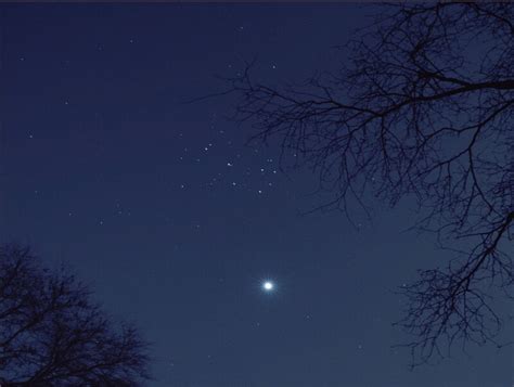 Спутник В Ночном Небе Фото Telegraph