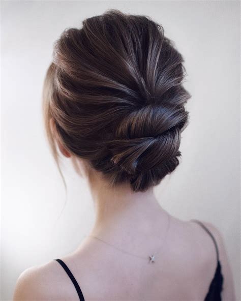 10 Updos For Medium Length Hair Prom And Homecoming Hairstyle Ideas 2021