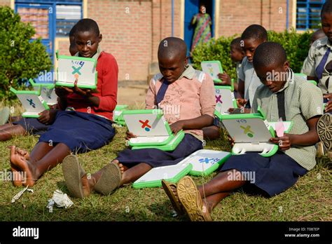 Rwanda Ruhengeri Primary School Initiative One Laptop Per Child Olpc