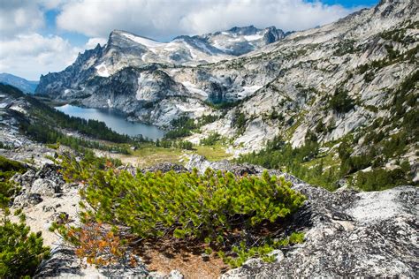 Backpacking The Enchantments Washingtons Finest Alpine Lakes