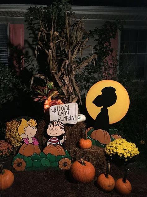 Peanuts Halloween Charlie Brown Yard Art Decorations Its Halloween