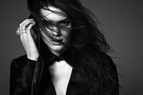 Free Download Hd Wallpaper Kendall Jenner Women Model Brunette Long Hair Dark Hair