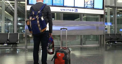 United Offers Waivers For Travelers To And From Ohare Disrupted By