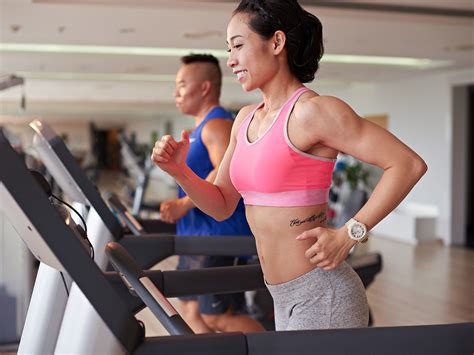 A 30 Minute Treadmill Workout Thatll Burn Fat In Overdrive Self