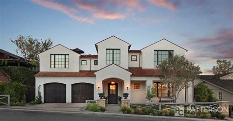 20 favorite exterior paint colors + doors and trim. White Houses with Black Trim Inspiration | White brick ...