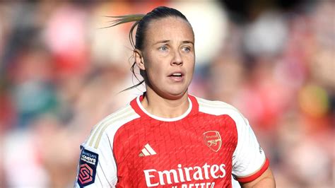 How Brilliant Is Arsenal And Englands Beth Mead Uefa Womens Champions League