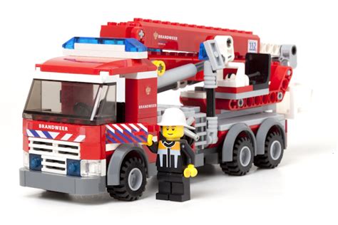 LEGO Brandweer Ladderwagen NL Striping EBricks Building At Your