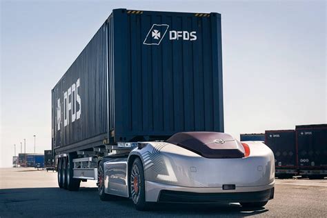 Volvo Trucks Self Driving “vera” Starts Transporting Containers In