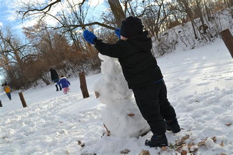 Outdoor Winter Activities To Try This Season