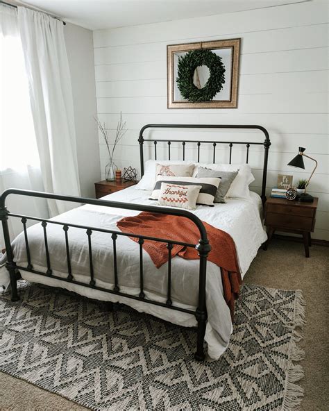 7 Farmhouse Bedroom Decor Ideas Modern Rustic Style Farmhouse Guest