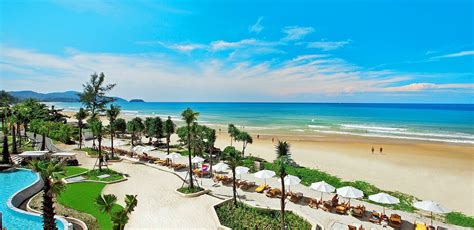 Karon Beach Thailand A Beautiful Beach With Fine White Sand