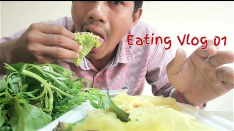 Eating Vlog 01 - ASMR eating thai food - Eating show - YouTube