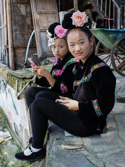 Costumes And Countryside In Xijiang China Super Takumar