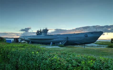 Maybe you would like to learn more about one of these? U-Boot in Laboe Foto & Bild | technik, motive, laboe ...