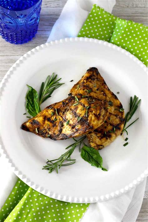 This is the best balsamic chicken marinade you'll ever make! Grilled Chicken with the Best Balsamic Herb Marinade ...