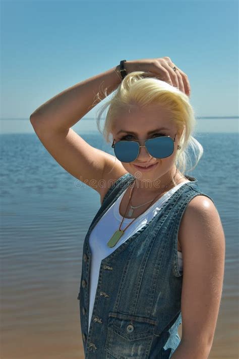 Blonde Girl With Sunglasses Stock Photo Image Of Blond Healthy 60673190