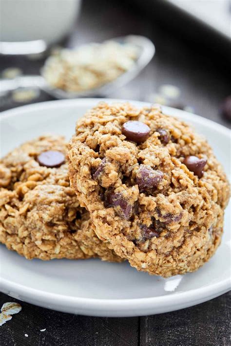Oatmeal Chocolate Chip Cookies Recipe Chewy And Easy
