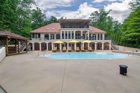 Waterfront Showplace On High Rock Lake North Carolina Luxury Homes