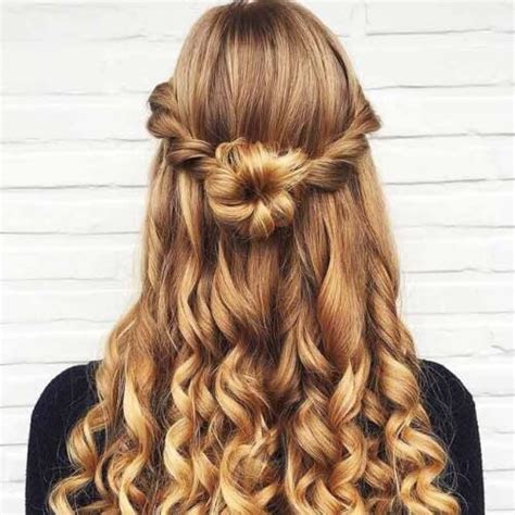 50 Best Easy Half Up Half Down Hairstyles For 2022 With Pictures