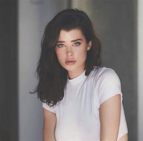 Sarah Mcdaniel Full Size 1080 × 1067 Sarah Mcdaniel Different Colored Eyes Sarah