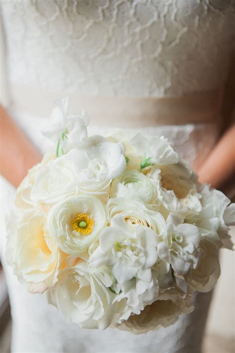 Ivory Peony And Rose Bouquet Elizabeth Anne Designs The Wedding Blog