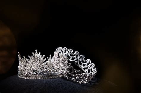 Premium Photo Diamond Silver Crown For Miss Pageant Beauty Contest