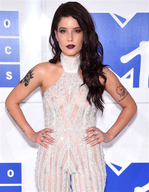 Vmas Singer Halsey Bares Nipples In See Through Jumpsuit Daily Star