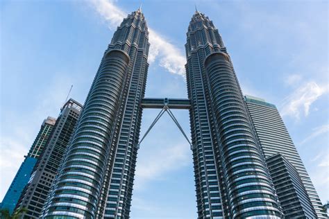 Beli Petronas Twin Towers Kuala Lumpur April 2024