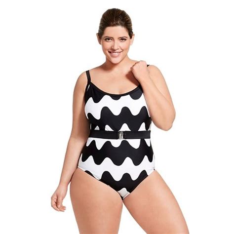 How To Find The Sexiest Swimsuit For Your Body Shape Glamour