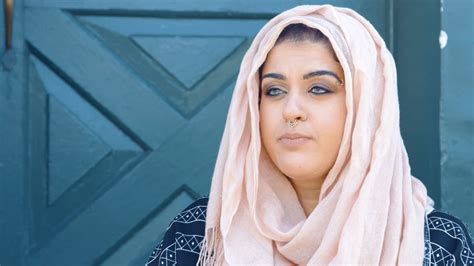 Watch Askamuslimgirl Muslim Girls Get Real About The Hijab Aska Teen Vogue