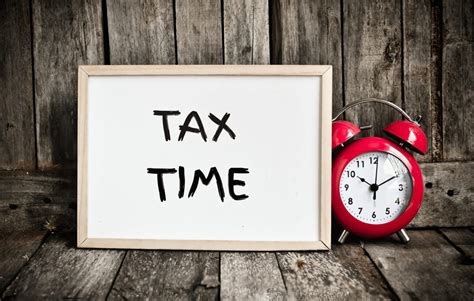 The irs extended the deadline from april 15, 2021. 2020 Tax Calendar: Important IRS Tax Due Dates and ...
