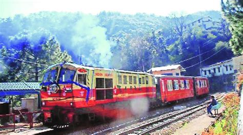 Punjab Ahead Of Christmas 100 Occupancy In Vistadome Train On Kalka