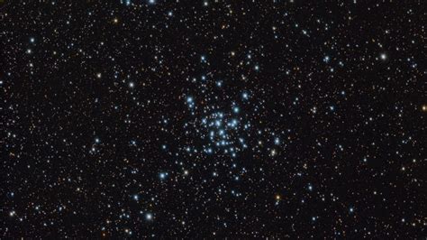 M36 Carbon Star Ow Aur And Holoea Chromosphere
