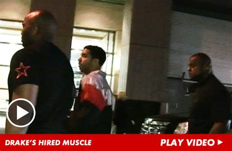Drake And Chris Brown Fighting Over Rhianna