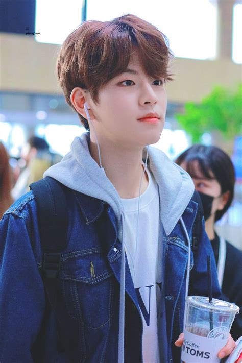 Stray Kids Wallpaper On Twitter In 2021 Stray Kids Seungmin Kids Images