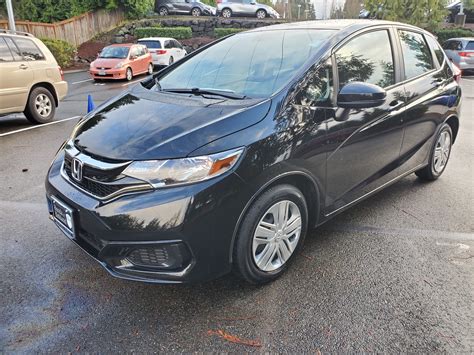 Certified Pre Owned 2018 Honda Fit Lx Hatchback In Kirkland 10810