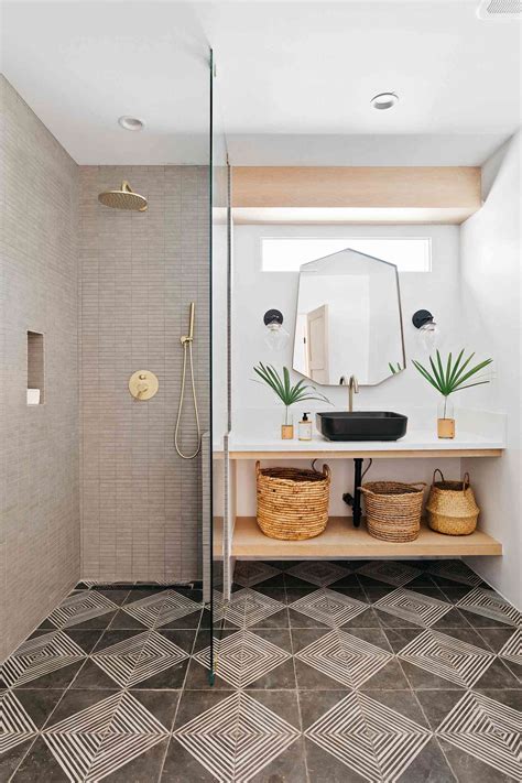 50 Tiled Bathrooms That Make A Striking Statement