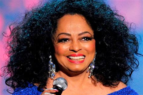 También estuvo nominada a los premios oscar por su. ¡De lujo! Diana Ross será homenajeada en los American ...