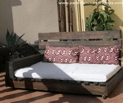 Upcycled Pallet Daybed Ideas Pallet Furniture Projects